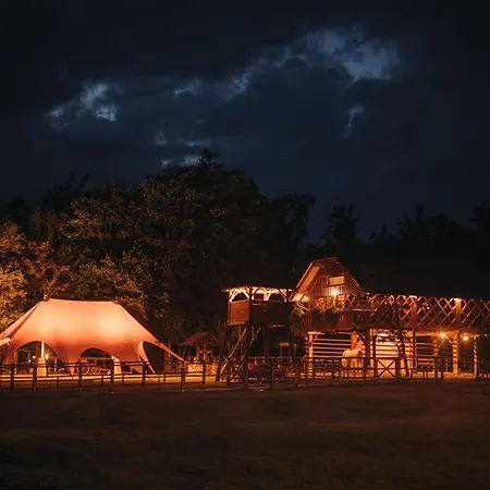 Ranc Mackadam Ranch Mackadam Prázdninový dům Tržič