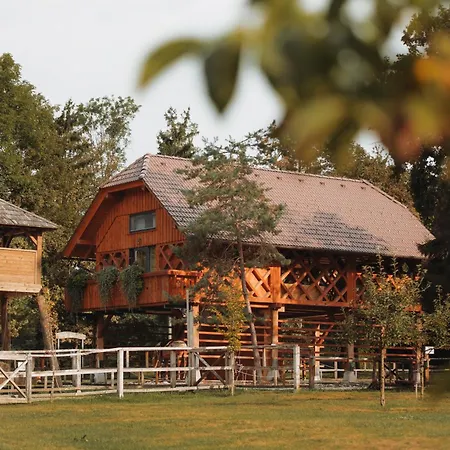 Ranc Mackadam Ranch Mackadam Prázdninový dům