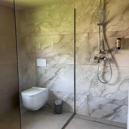 Ranc Mackadam Ranch Mackadam Tržič