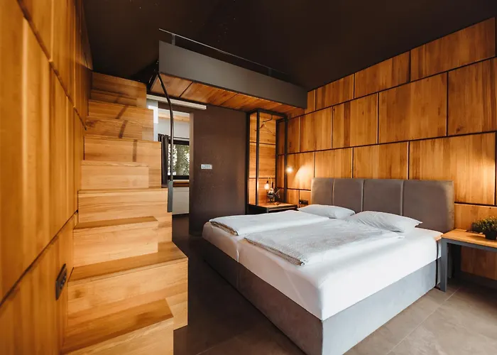 Ranc Mackadam Ranch Mackadam Tržič