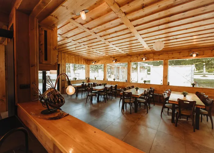 Ranc Mackadam Ranch Mackadam Tržič