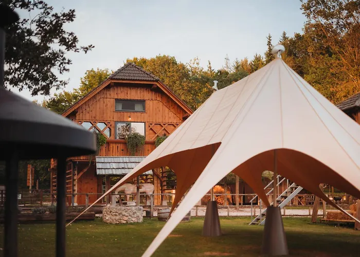 Ranc Mackadam Ranch Mackadam Tržič